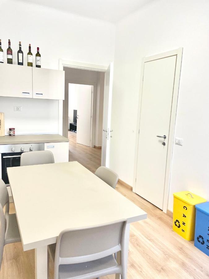 Camera Con Bagno Privato - Zona Bocconi Mediolan Zewnętrze zdjęcie