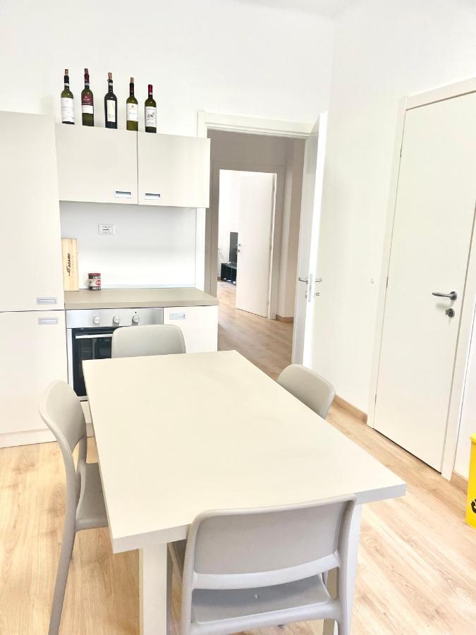 Camera Con Bagno Privato - Zona Bocconi Mediolan Zewnętrze zdjęcie